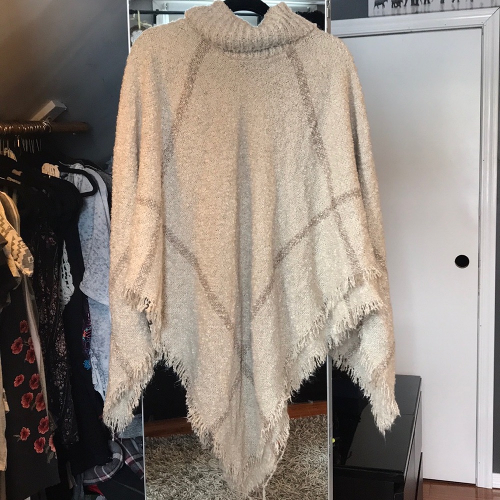 ‼️MUST GO‼️ Poncho